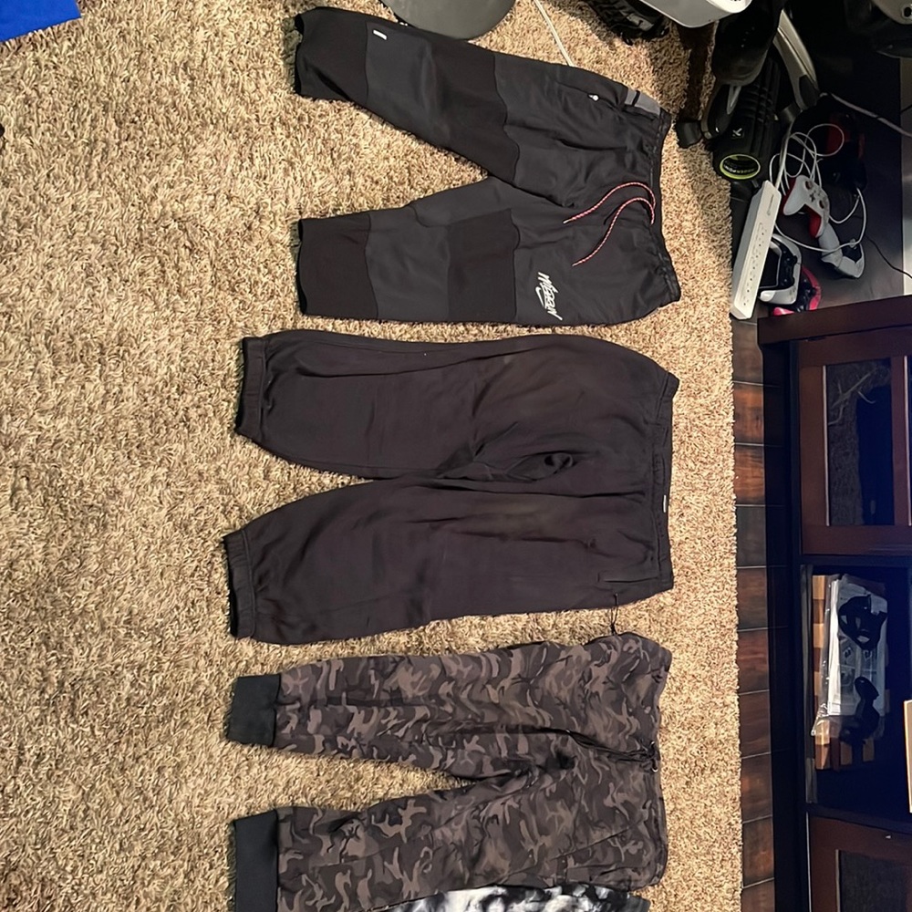 Call men’s pants/sweats/activewear